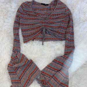 Cropped long sleeve top from forever 21 in a medium